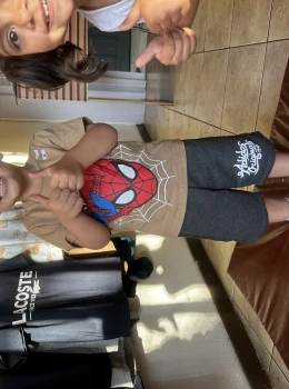Infantil menino