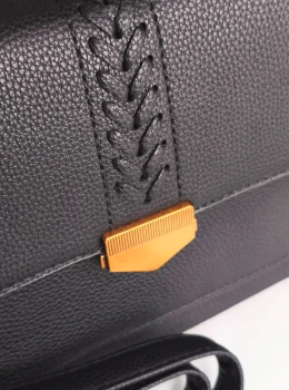 Bolsa Feminina Elegante Transversal e de Mão – Moderna e Sofisticada 