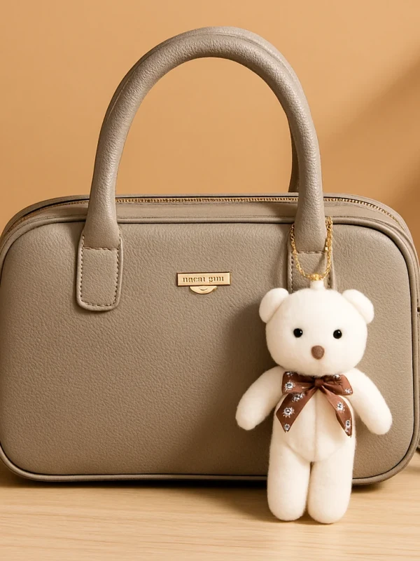 Bolsa Feminina Baú Transversal  - com Chaveiro De Ursinho