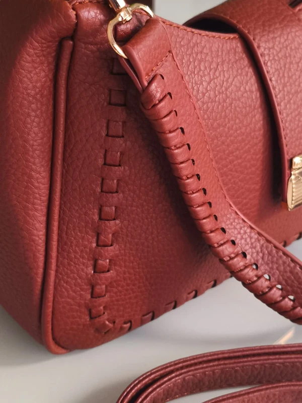 Bolsa Feminina - Alça de Ombro e Transversal