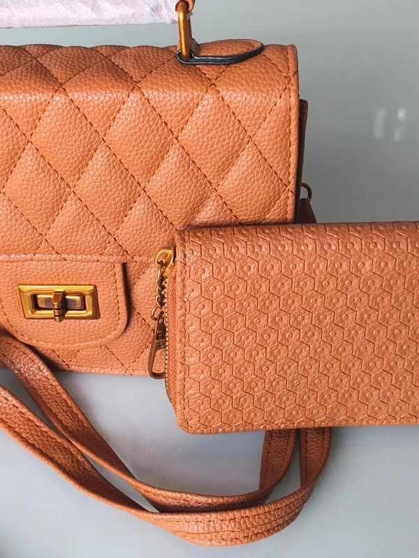 Bolsa Feminina Com Carteira, Lenço e Alça Transversal