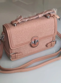 Bolsa Maleta com Alça de Mão e Transversal Bege