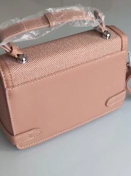 Bolsa Maleta com Alça de Mão e Transversal Bege