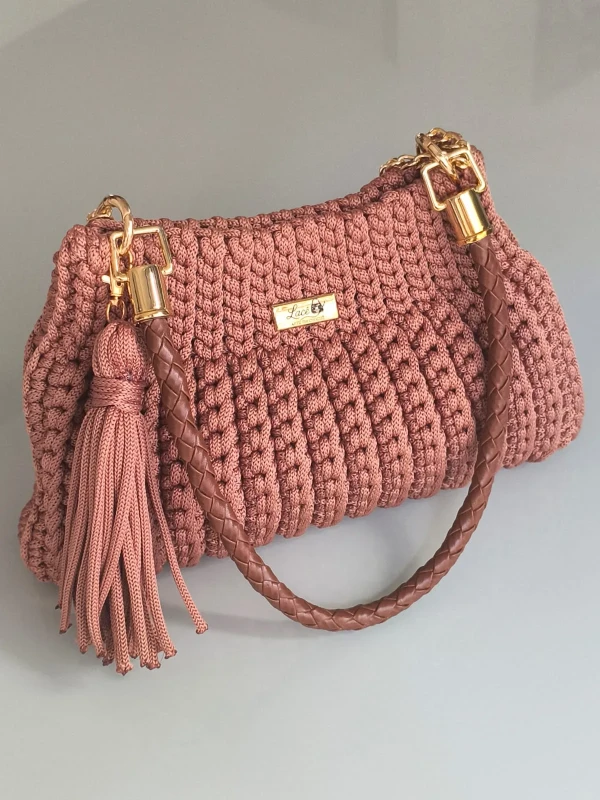 Bolsa Feminina em Crochê com Alça de Mão e de corrente