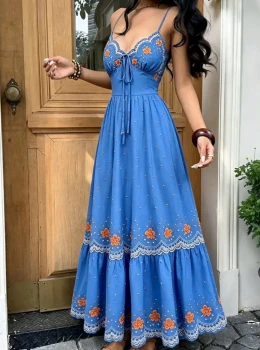 Vestido longo com decote em V - foto 3 de 5