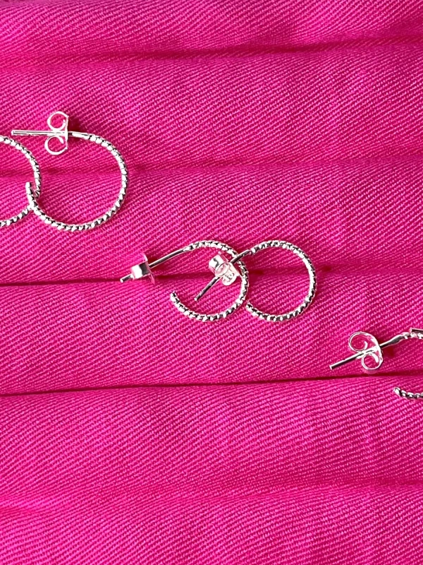 Brinco Trio Argola Detalhada