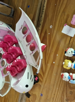 Avião Hello Kitty  Original 
