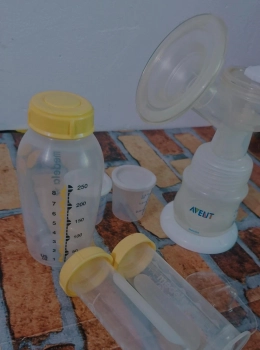 Bomba Extratora Manual Avent Conforto e Eficiência