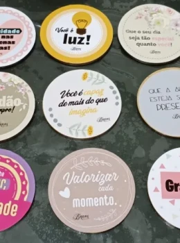 Tags e plaquinhas decorativas 