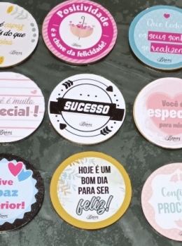 Tags e plaquinhas decorativas 