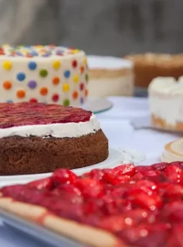 Torta de Morango Fresca e Crocante