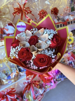 Buquê rosas + Dinheiro