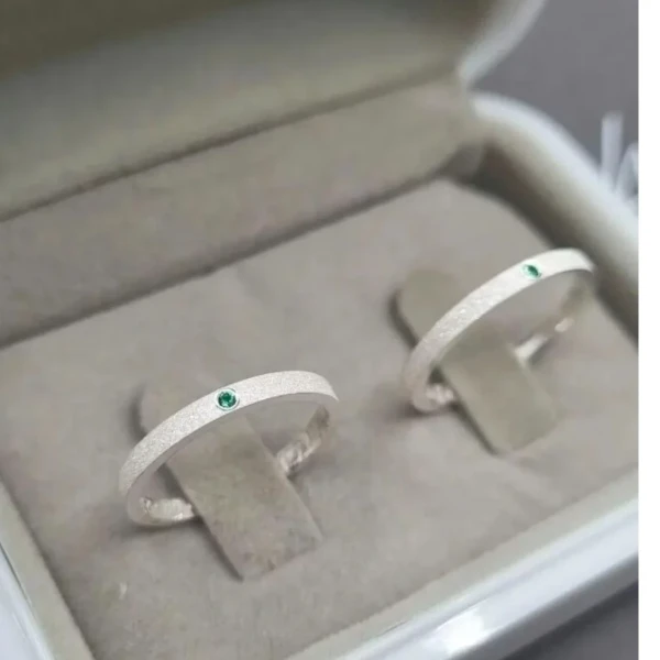 Alianças Diamantada c/Pedras (2mm) I Prata 950