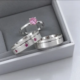 ALIANÇAS C/3 PEDRAS (4mm)
