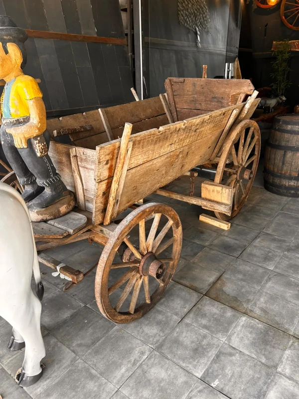 Carroças e carro de boi