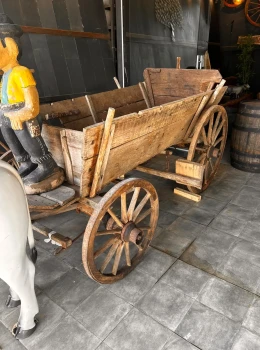 Carroças e carro de boi