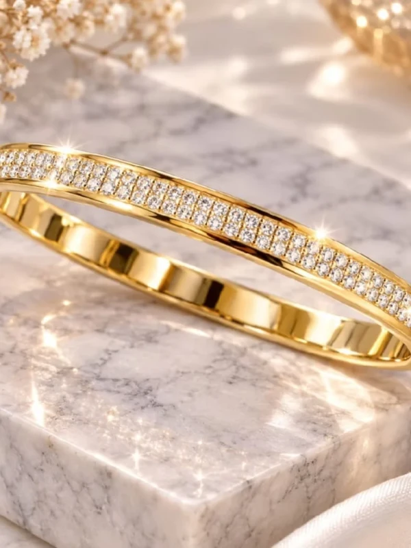 ✨️ Bracelete Cravejado em Strass e Zircônias em Aço Inox Dourado