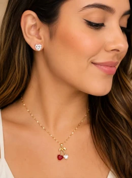 ✨️ Conjunto Colar e Brincos Cereja e Coração em Aço Inoxidável Dourado com Zircônias Antialérgico