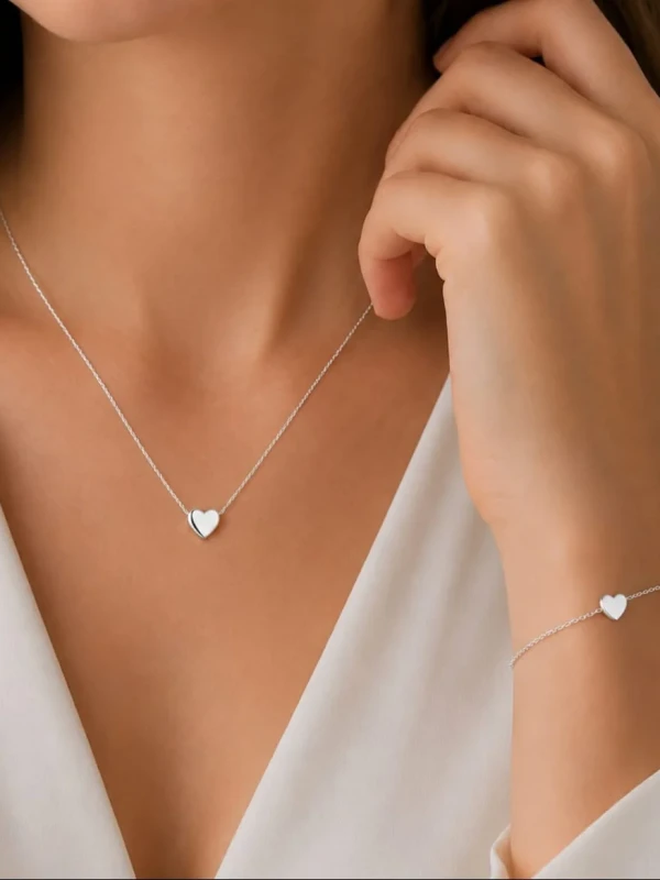✨️ Conjunto Colar e Pulseira Pingente de Coração Banhado a Ouro 18K ou Prata 925