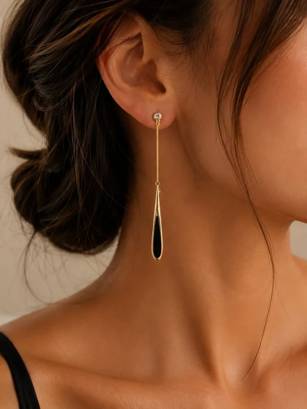 ✨️ Brinco Gota d' água Preta Tassel Longos