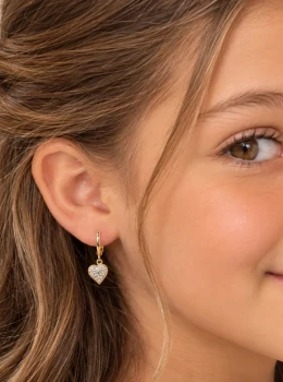 ✨️ Brinco Argola Click Coração Cravejado Micro Zircônias Banhada em Prata 925 ou Ouro 18K
