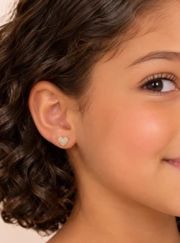 ✨️ Brinco Coração Cravejado Micro Zircônias Banhado a Ouro 18K