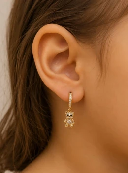 ✨️ Brinco Infantil Usinho Cravejado em Zircônias Banhado a Ouro 18K