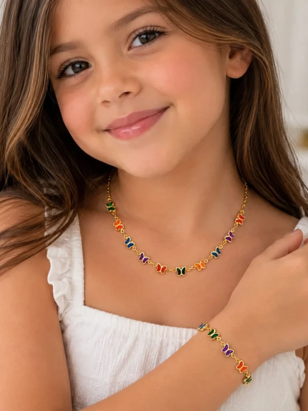 ✨️ Conjunto Colar e Pulseira Borboletas Coloridas Banhado a Ouro 18K