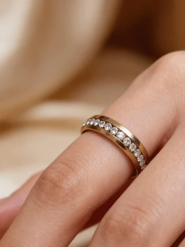 ✨️ Anel Aço Inox Fileira Zircônia Dourado ou Prata