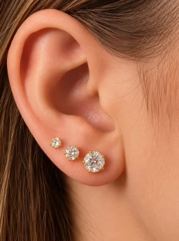 ✨️ Trio Ponto de Luz em Zircônias Banhado a Ouro 18K