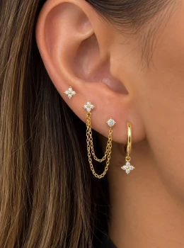 ✨️ Conjunto Brincos 4 Furos em Zircônias Banhado a Ouro 18K ou Prata 925