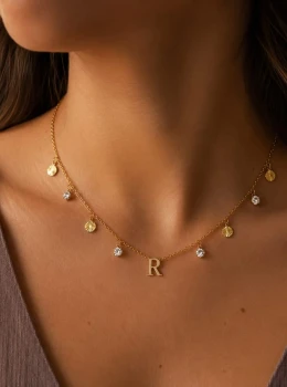 ✨️ Colar Gargantilha Letra Inicial Ponto De Luz Banhado a Ouro 18K