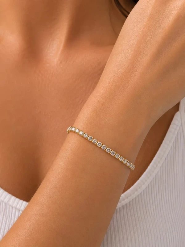 ✨️ Pulseira em Zircônias Banhada a Ouro 18K