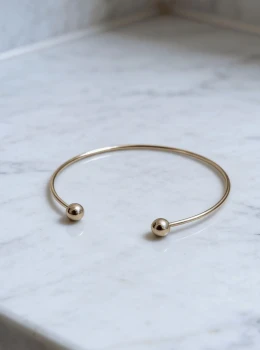 ✨️ Bracelete Liso Dourado Ajustável Folheado a Ouro 18K