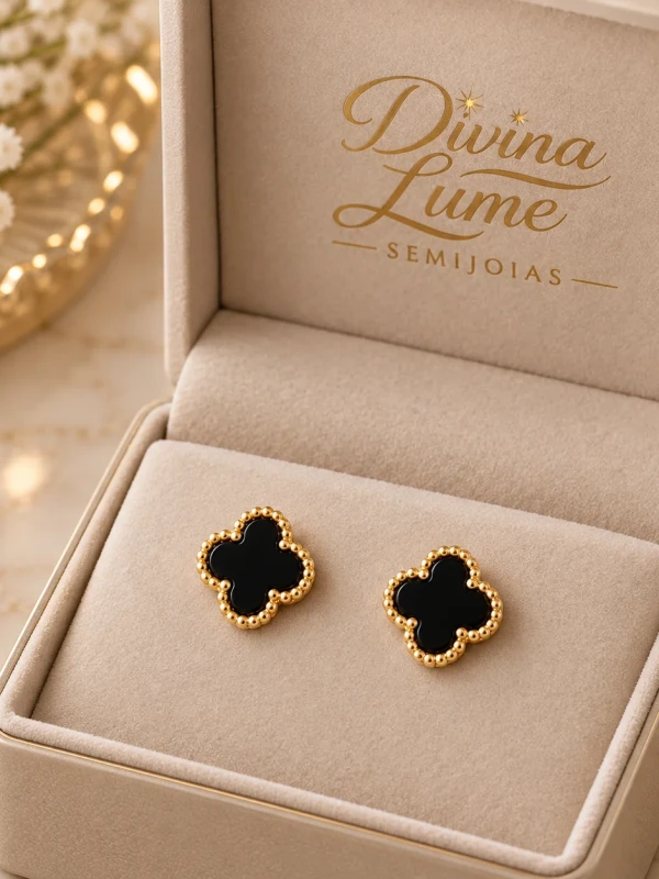 ✨️ Brinco Trevo Preto e Cravejado em Strass em Aço Inoxidável Prata ou Dourado