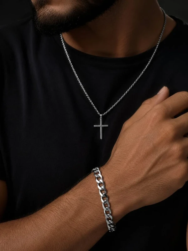 ✨️ Conjunto Colar com Pingente Cruz e Pulseira em Aço Inoxidável