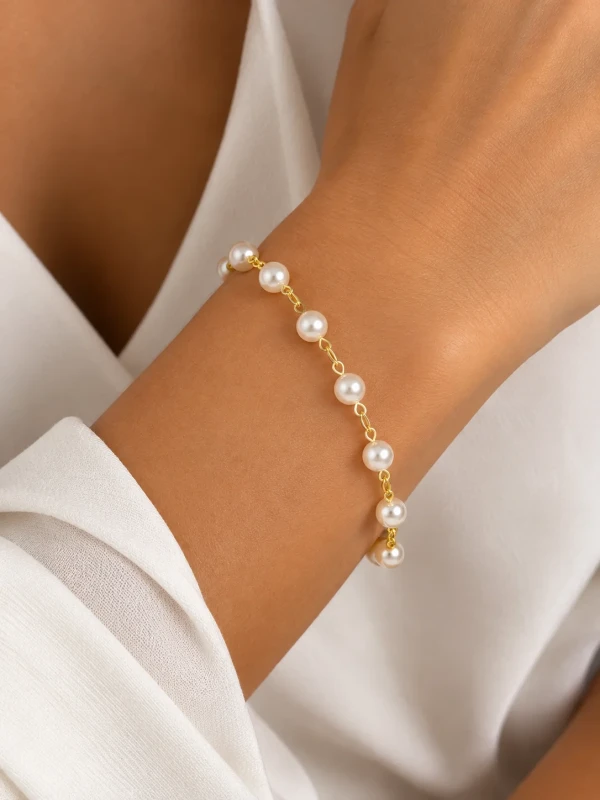 ✨️ Pulseira em Pérolas Clássicas Banhado a Ouro 18K