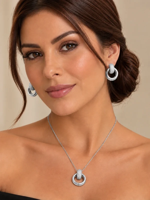 ✨️ Conjunto Colar e Brincos Argolas em Zircônias Banhado a Ouro 18K ou Prata 925