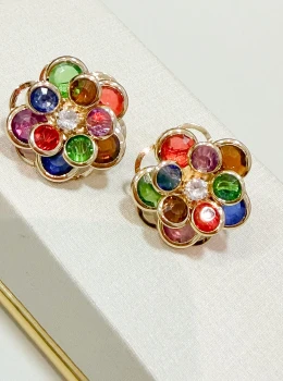 Brinco flor cor