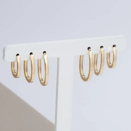 Trio oval click