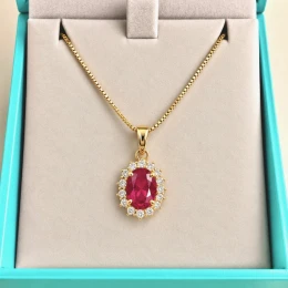 Colar Red com zircônias