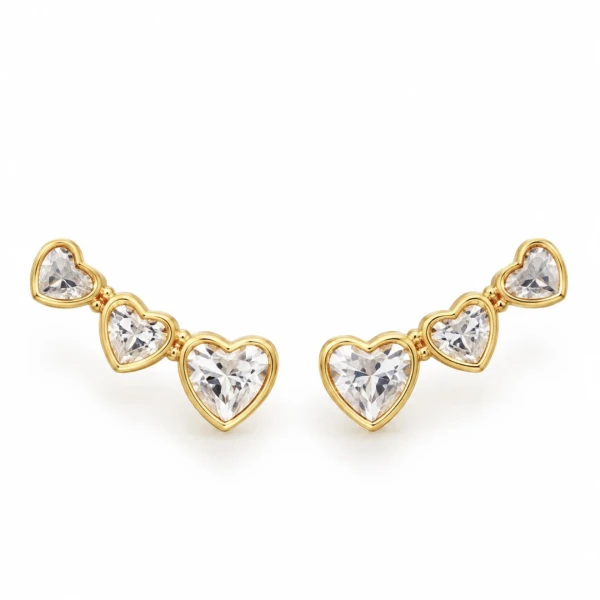 Brinco ear cuff 3 corações semijoia