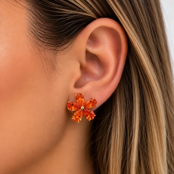 Brinco flor semijoia