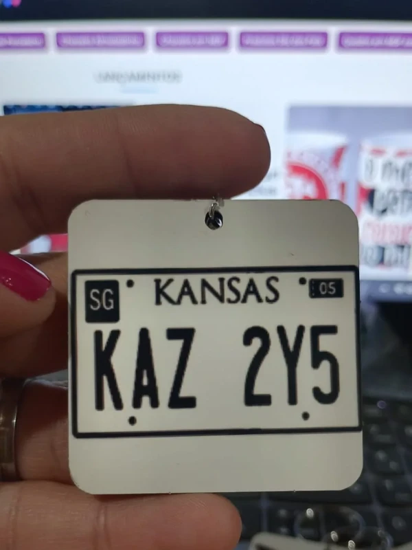 Chaveiro MDF - Placa Kansas (Supernatural)