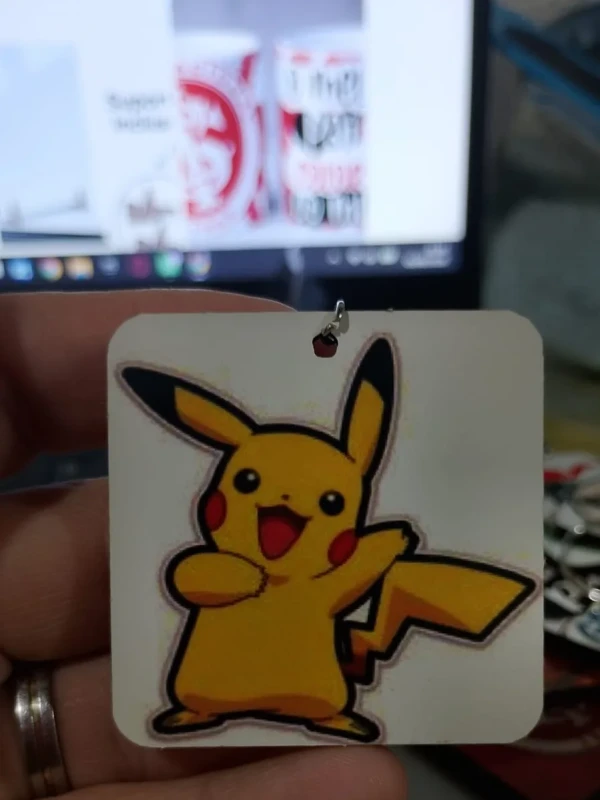 Chaveiro MDF - Pikachu Alegre