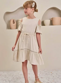 Vestido Infantil Off White com Detalhes em Renda – Infanti