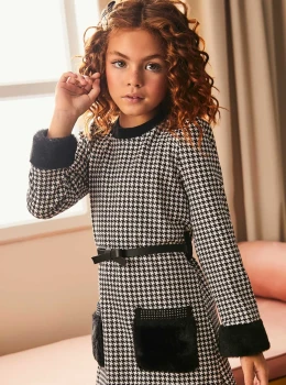 Vestido Infantil Pied-de-Poule com Detalhes Peluciados – Infanti