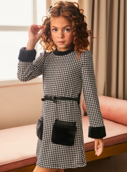 Vestido Infantil Pied-de-Poule com Detalhes Peluciados – Infanti