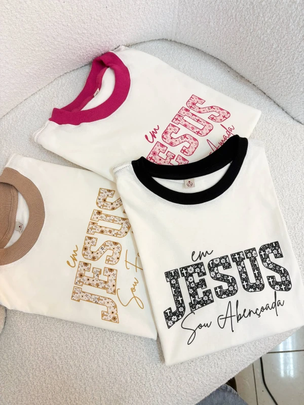 Tshirt Jesus Gola colorida 
