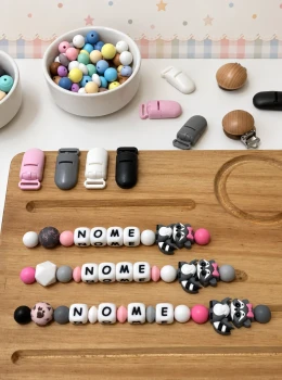Prendedores de Chupeta Personalizado Modelo Guaxinim